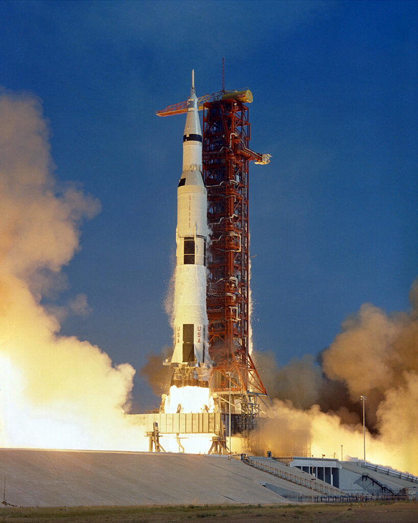 Lançamento da Apollo 11 - via Wikimedia