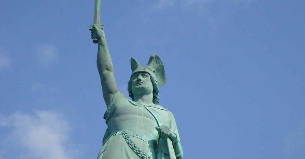 Estátua de Armínio